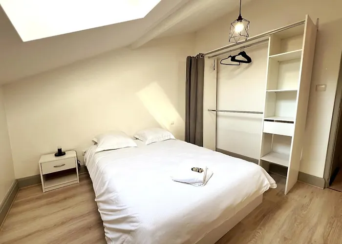 Le Scarpone Neuf 6 Ou 8p Parking